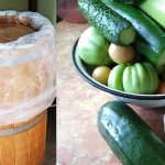 Wooden barrel for pickling