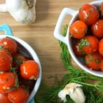 Classic lightly salted tomatoes with garlic and herbs